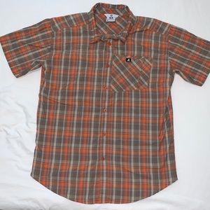 Salomon Men’s Short Sleeve Button-Down Shirt